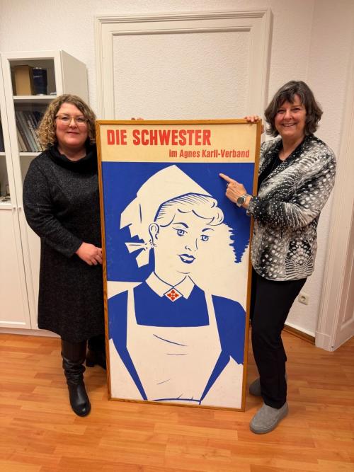 Sandra Mehmecke (Geschäftsführerin des DBfK Nordwest) und Dr. Sabine Berninger (Geschäftsführerin des DBfK Südost)