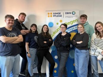 Junge Pflege Leknungsgruppe