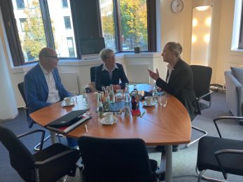 Pflege trifft Politik